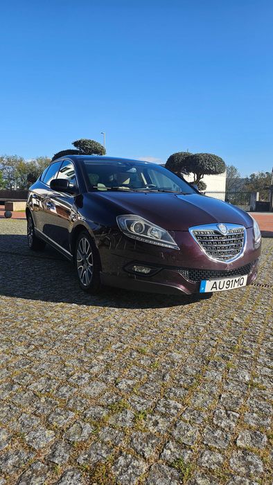 Lancia Delta 1.6 M-Jet Argento
