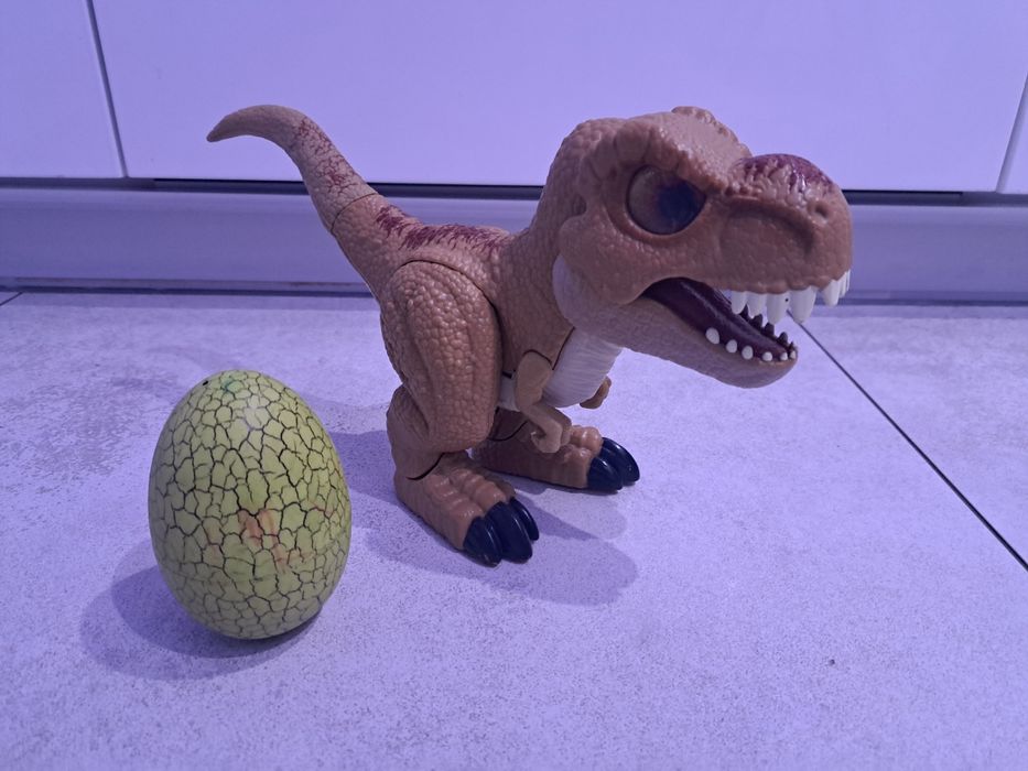 Dinozaur ruchomy