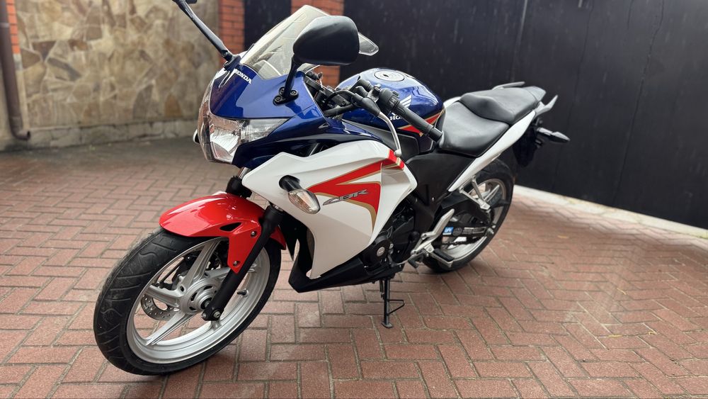 Honda CBR250R 2012 рік