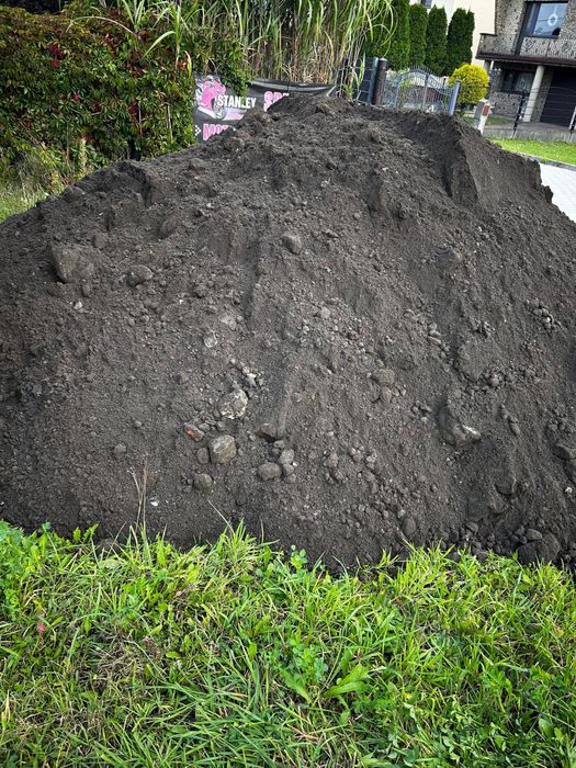 Oddam ziemię na wyrównanie terenu