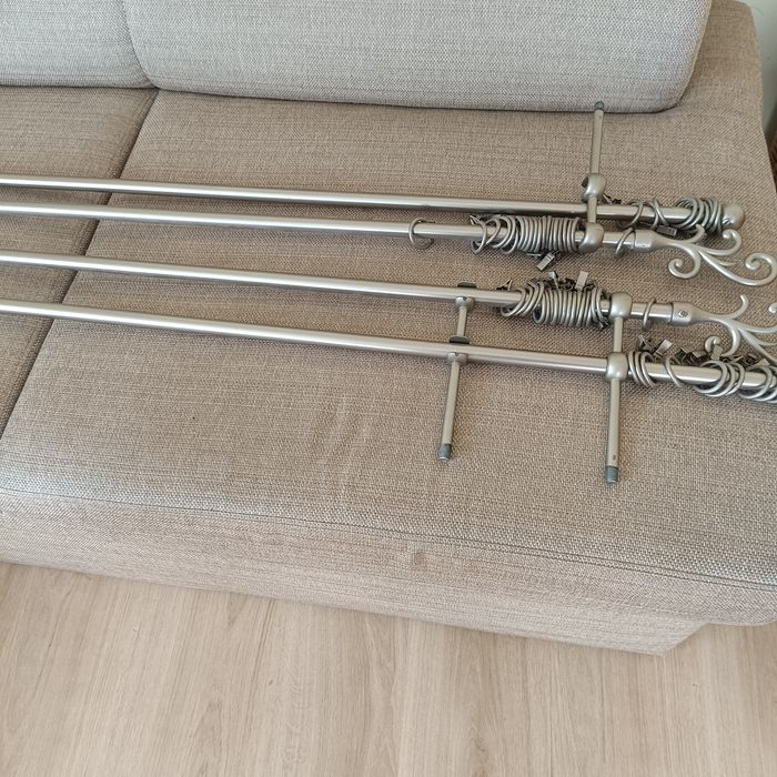 Karnisz ścienny ,okienny