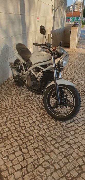 Mota suzuky bandit 400