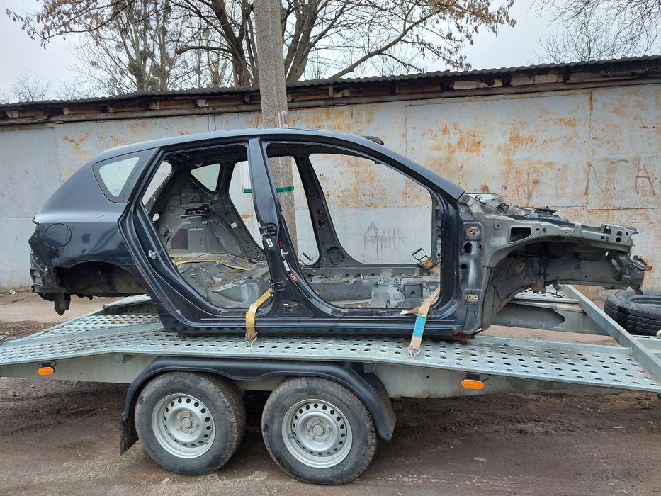 Mazda 3 BK Кузов