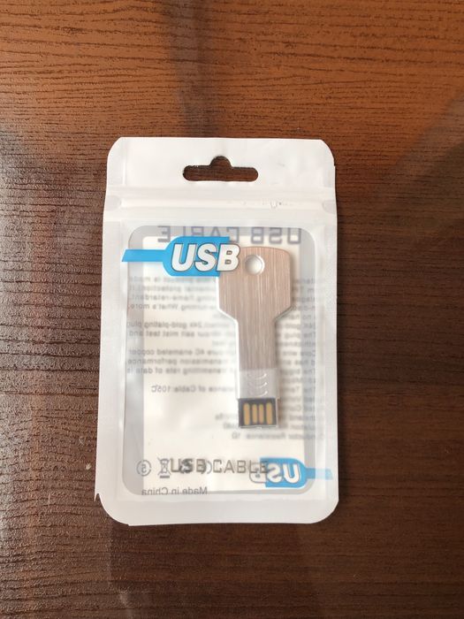 Флешка ключ 64 Gb флеш пам‘ять
