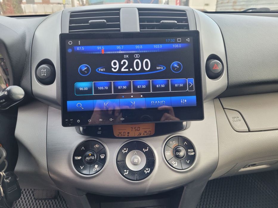 TOYOTA RAV 4 Avtomat 2.4 Long Avd