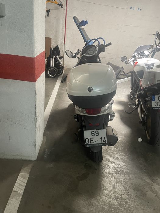 Piaggio Fly 50 2014 — Excelente Estado + Mala Top Case