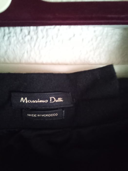 Saia preta M Massimo Dutti 99% lã