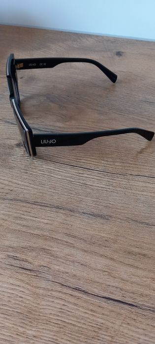 LIU JO NOWE oryginalne okulary przeciwsłoneczne oprawki damskie czarne geometryczne