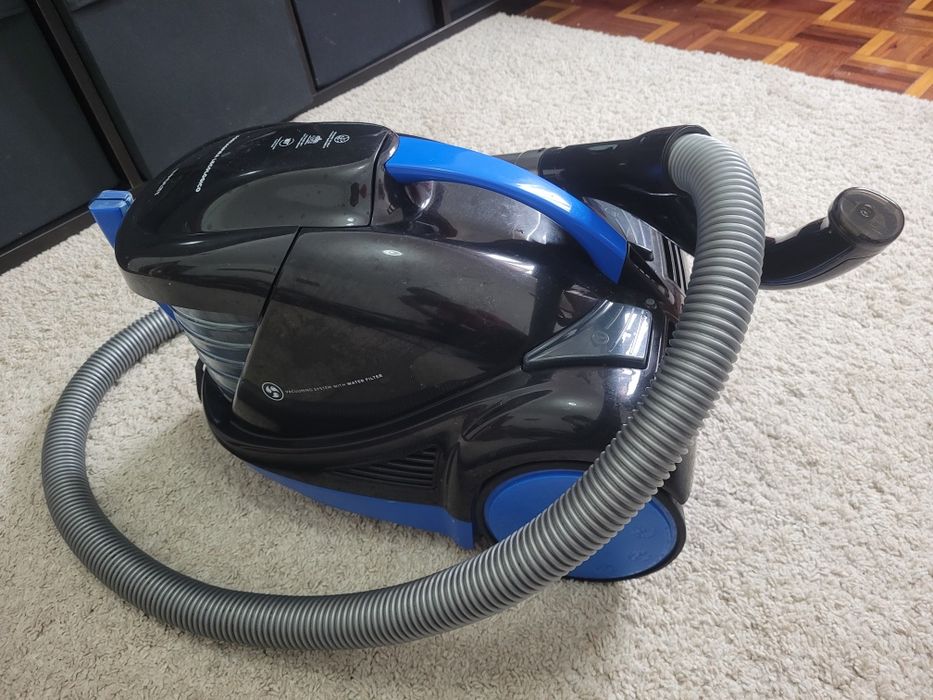 Aspirador Polti a água