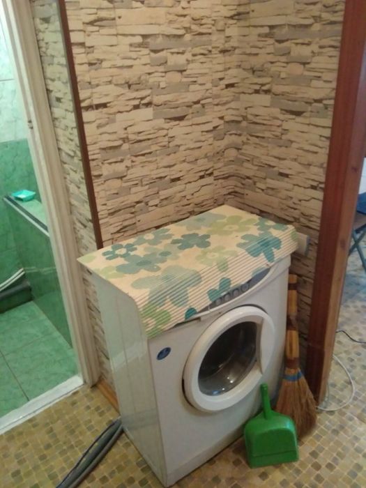 Студия Коммунальный Рынок, Дворец Спорта