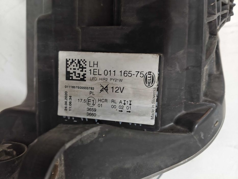Przednia Lewa lampa Opel Insignia A lift Led Soczewka Oryginał bez uszkodzeń. Europa