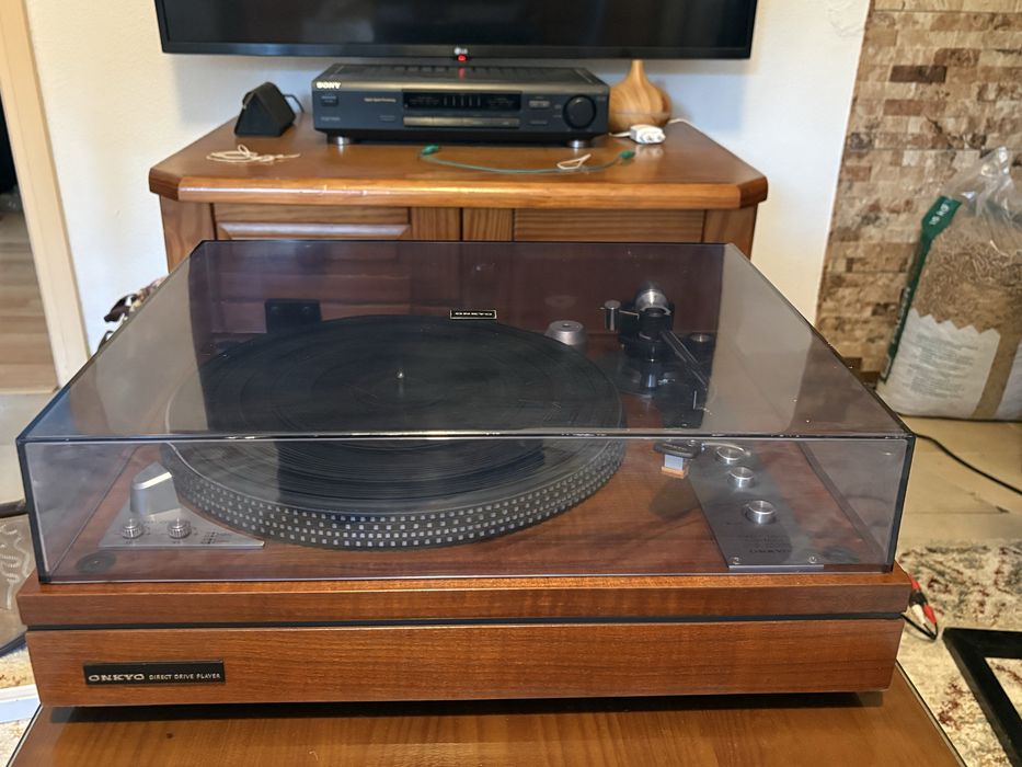 Gira discos Onkyo CP-700 m