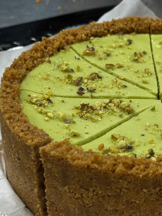 Контент-мейкер, фотограф, смм-спеціаліст