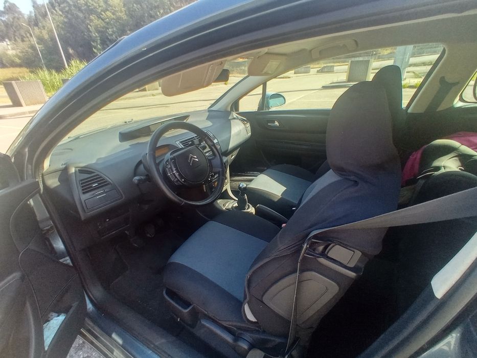 Citroen C4 1.6 HDi VTR de 110cv com 280 000km | RESERVADO
