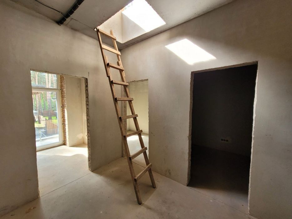 Люксовий будинок в оточені соснового лісу, Білогородка