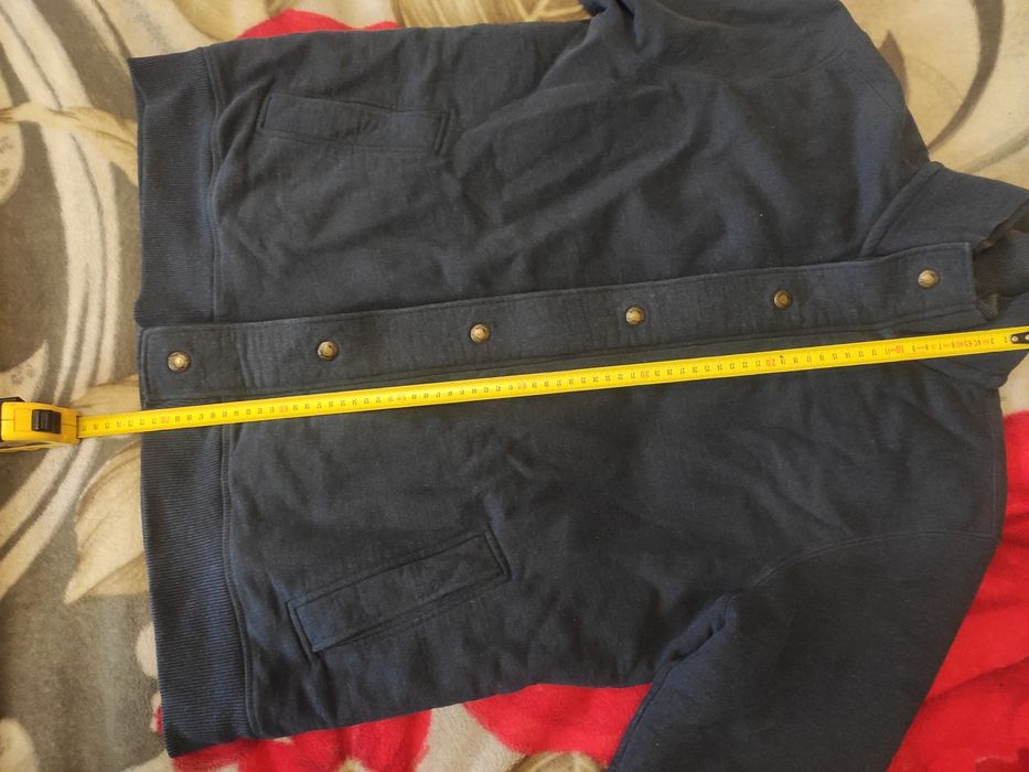 Продам куртку мужскую