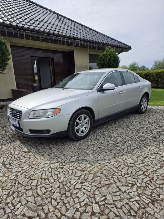 Volvo S80