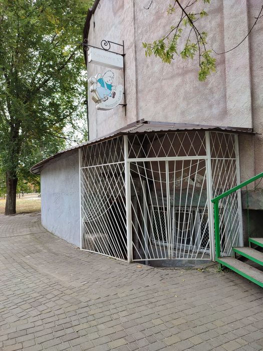 здам підвальне приміщення на Космосі