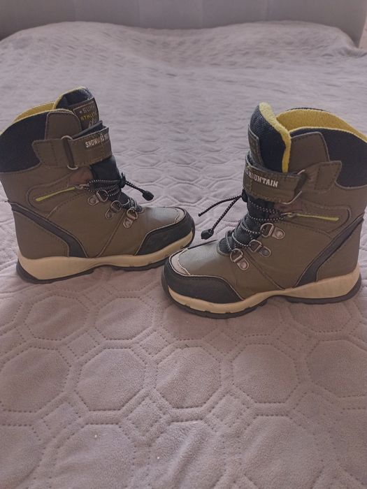 Чобітки зимові для хлопчика Том.м 28 розмір