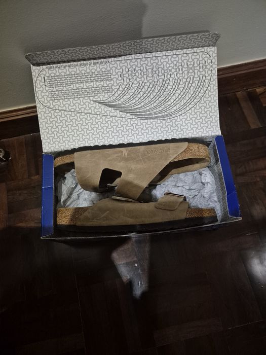 Sandálias Birkenstock Arizona em couro oleado – Tabacco Brown