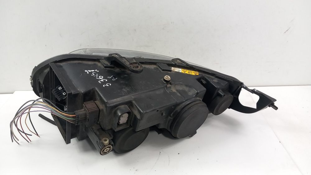 Saab 9-5 I Lift Lampa Przód Prawa Soczewka Xenon