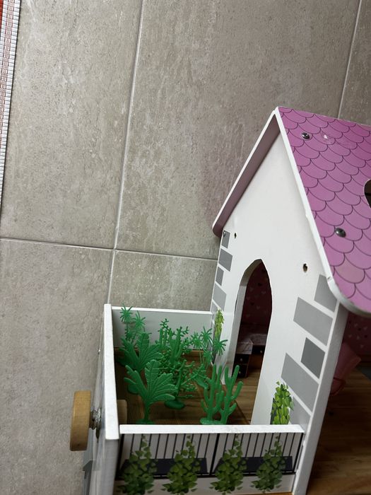 Casinha de brincar em madeira