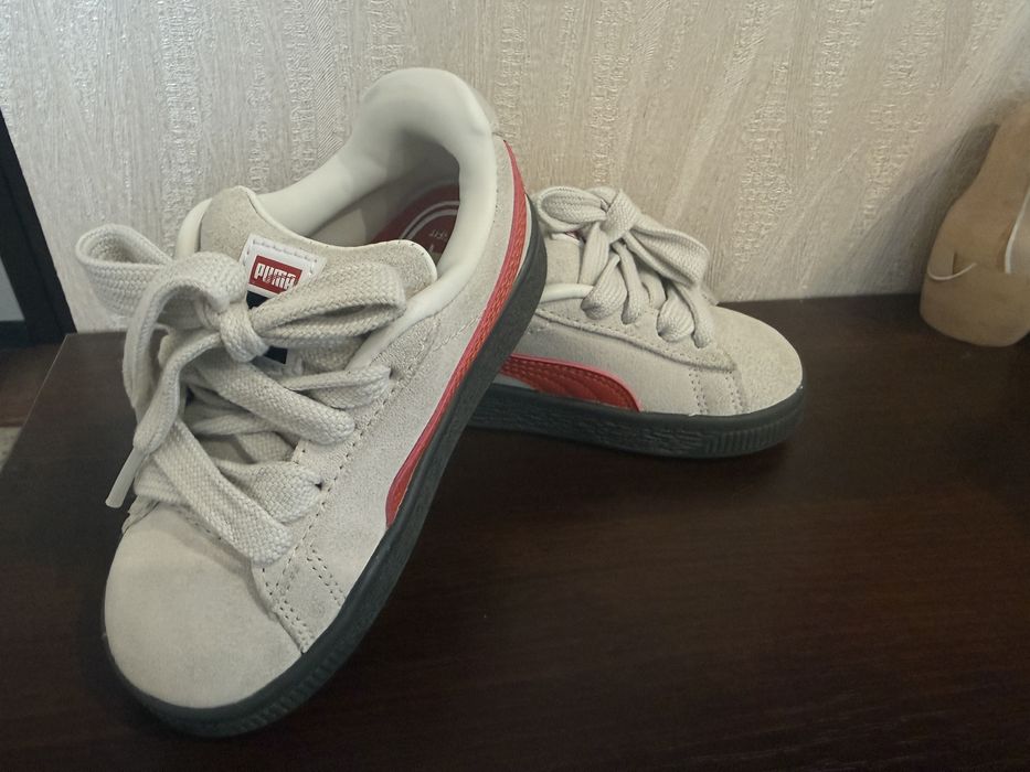 стильні дитячі кросівки Puma Suede XL!