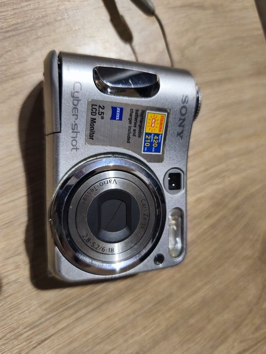 Aparat cyfrowy Sony DSC-S90
