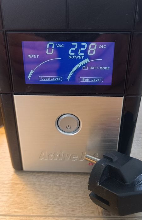 UPS ActiveJet AJE Easy 650 LCD USB