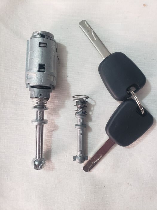 леччинка замка ситроен с4 лечинка замка пежо 407