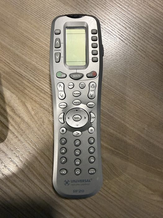 Универсальный пульт Universal URC MX-900i / MX-980i / MX-6000i