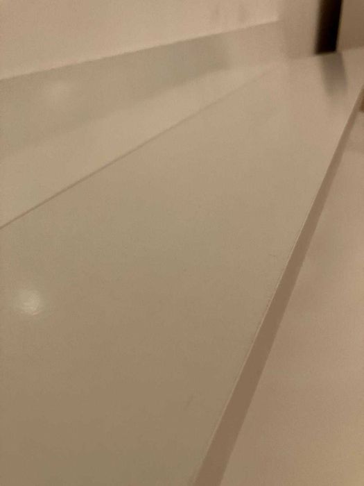 estantes branco brilhante novas