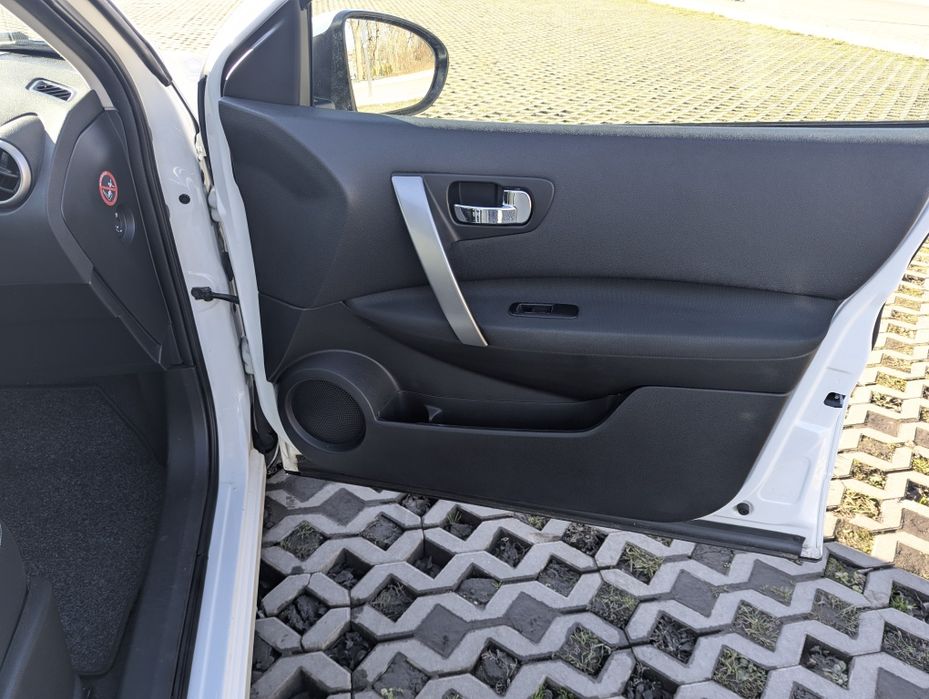 Продам Nissan Qashqai