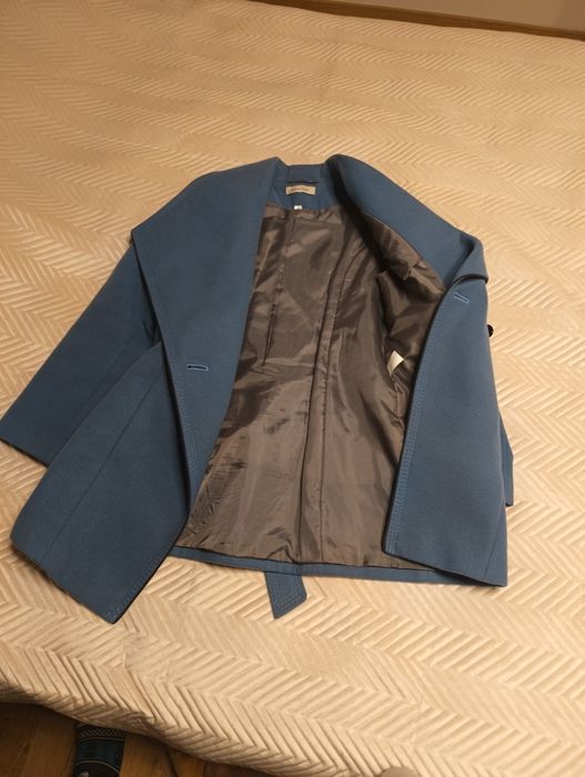 Płaszcz damski niebieski