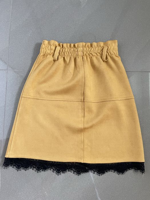 Spodnica koronka zamsz