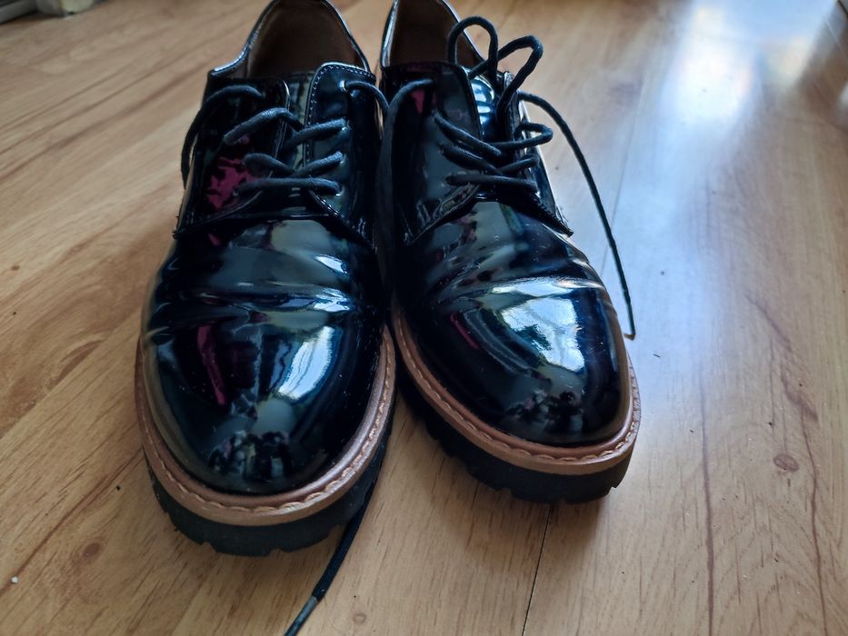 Półbuty damskie skórzane -38