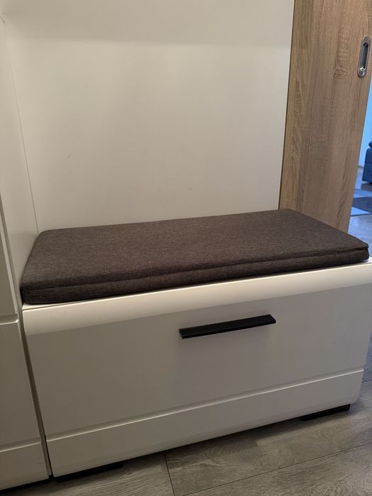 Sprzedam meble do przedpokoju