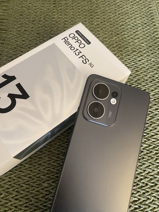 Oppo Reno 13 FS 5 G