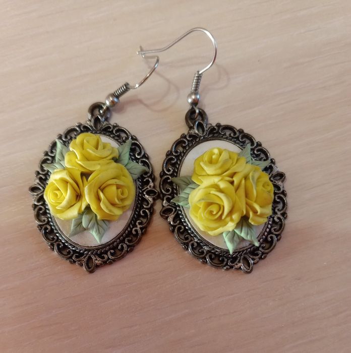 Сережки, ручної роботи