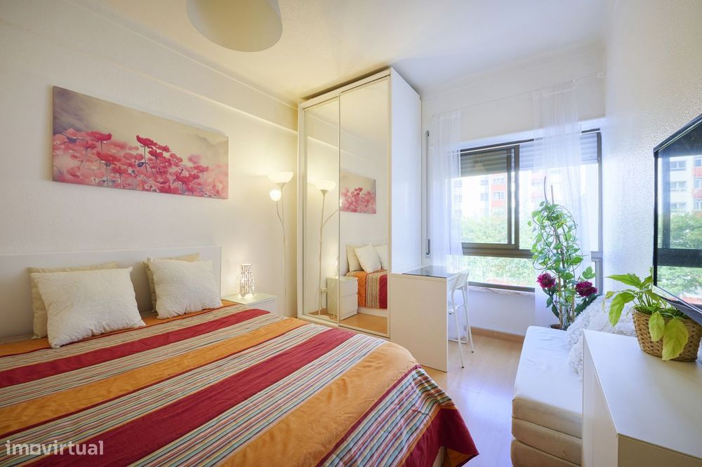 Estudio(LOFT) zona nobre-QtªGrande, 5 mins carro Shoping Colombo metro