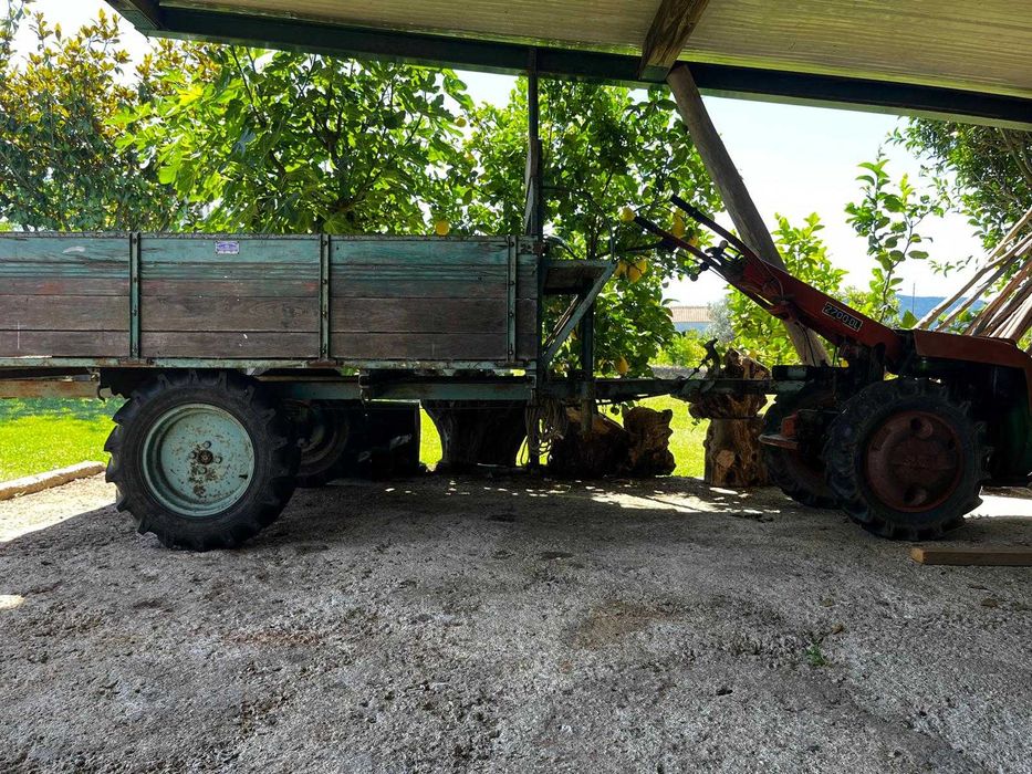 Motocultivador Agria com Atrelado, Frese e Sulfatador