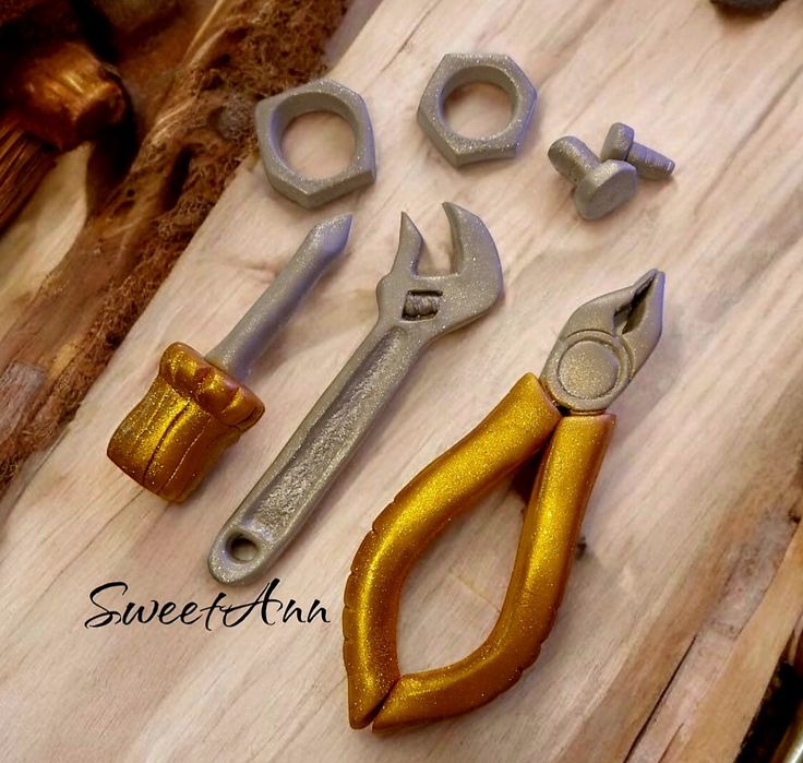 Narzędzia z masy cukrowej