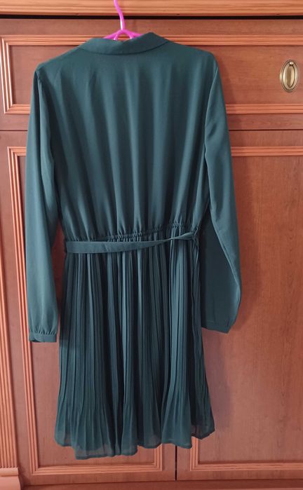 Jak nowa, zielona sukienka wizytowa, Reserved XL,XXL, 42, 44