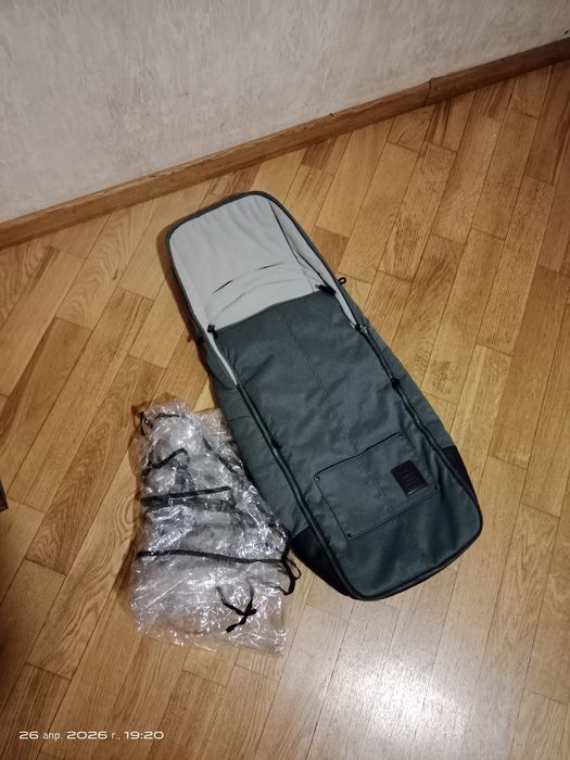 ДУЖЕ ТЕРМІНОВО! У зв'язку з переїздом ПРОДАМ  Коляску   Mutsy Evo 2 в 1