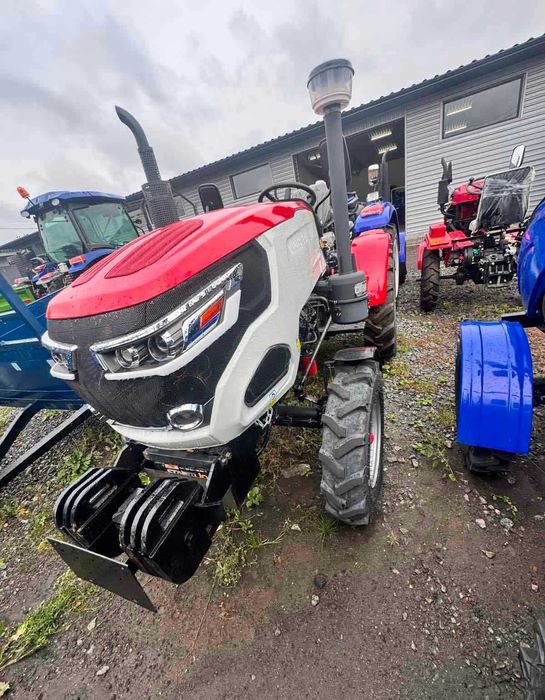 Мінітрактор Сінтай 244 3 цил, 4х4, 24 к.с Трактор обмін на вживаний