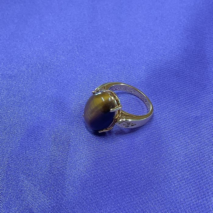 Anel senhora pedra castanha medida de 14 m