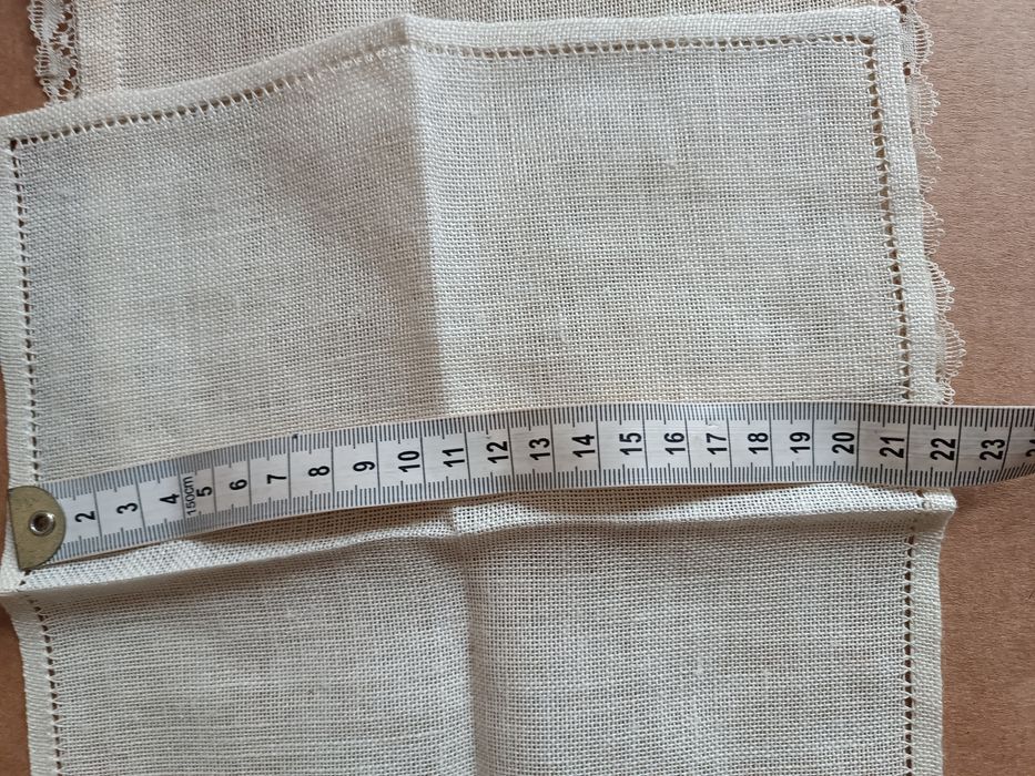 Serwetki lniane beżowe