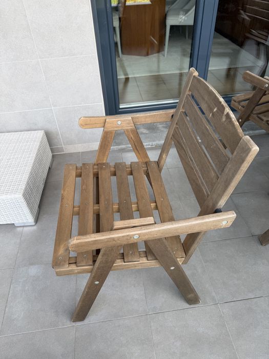 Conjunto mesa jardim e 4 cadeiras
