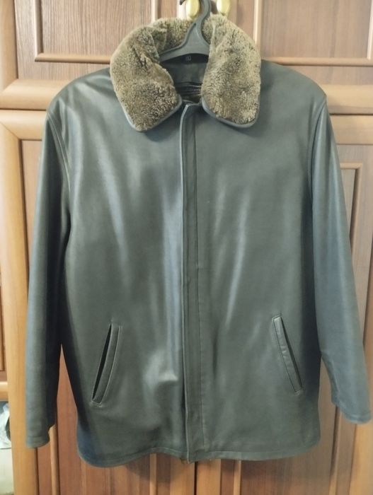 Продам дубленку куртку зимову шкіра хутро