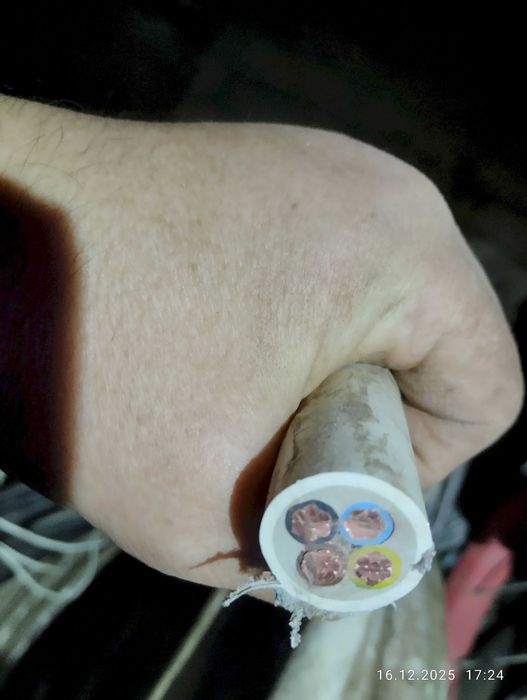 кабель ПВС4*10мм.кв медь